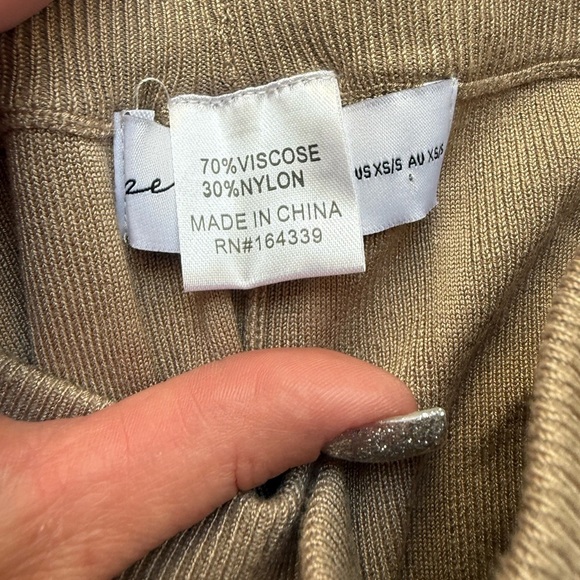 NWOT Petal and Pup SILVIE KNITTED SET - BEIGE Size XS. Includes Tank & Flare Leg - Picture 6 of 13